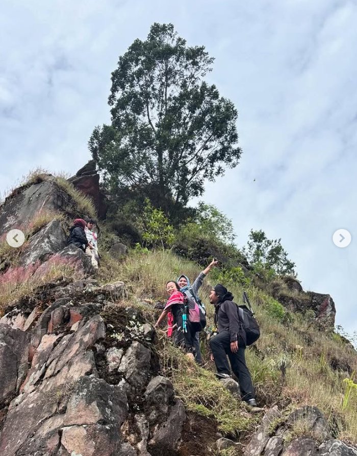 Jelajah Gunung Wayang Bandung: Petualangan Menembus Keindahan Dataran Tinggi - 2